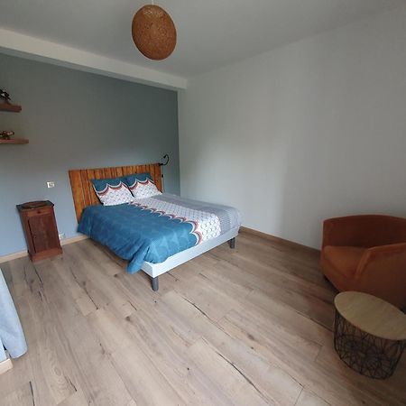 Maison Dans Ancien Corps De Ferme 4 A 6 Personnes Saint-Clement  ภายนอก รูปภาพ
