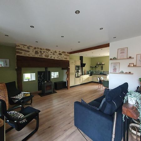 Maison Dans Ancien Corps De Ferme 4 A 6 Personnes Saint-Clement  ภายนอก รูปภาพ
